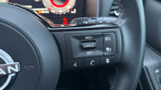 Nissan Qashqai 1.3 DiG-T MH N-Connecta 5dr Petrol Hatchback